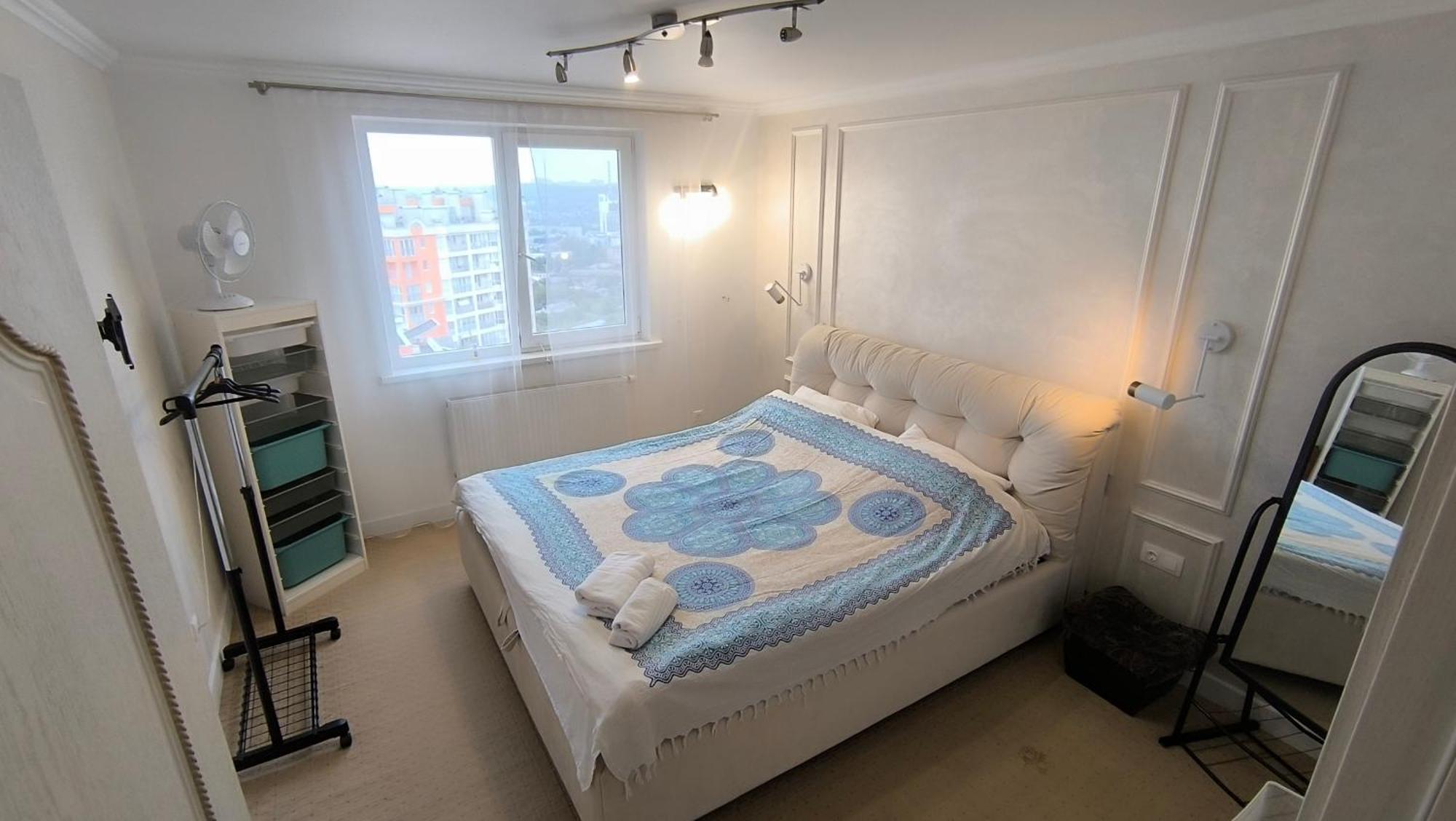 Комната С Двухместной Кроватью В Квартире С Общим Душем И Кухней, Double Room In A Guest Apartment, Camera La Cheie In Apartament Cu Dus, Bucatarie Comuna Chişinău Extérieur photo