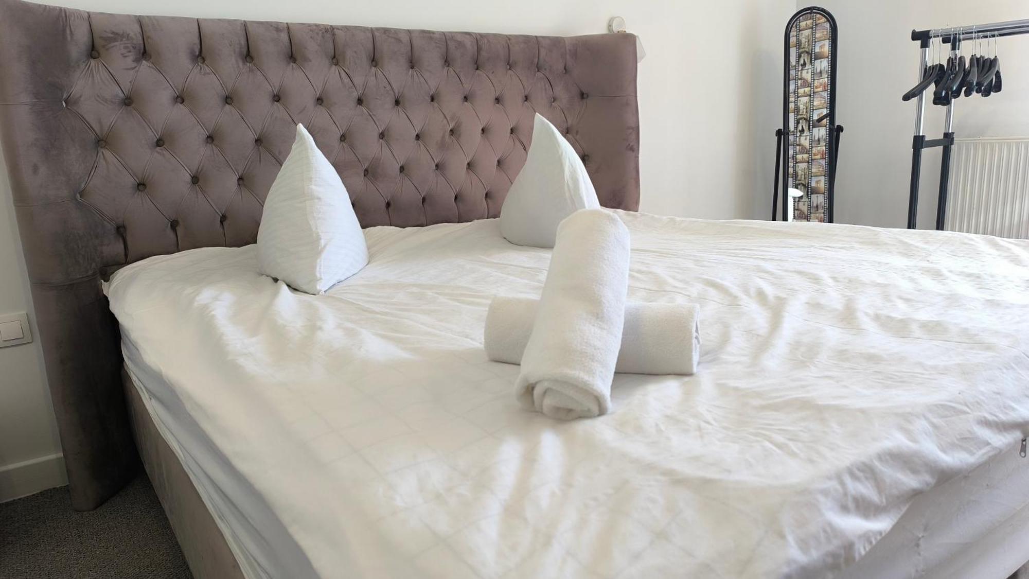 Комната С Двухместной Кроватью В Квартире С Общим Душем И Кухней, Double Room In A Guest Apartment, Camera La Cheie In Apartament Cu Dus, Bucatarie Comuna Chişinău Extérieur photo